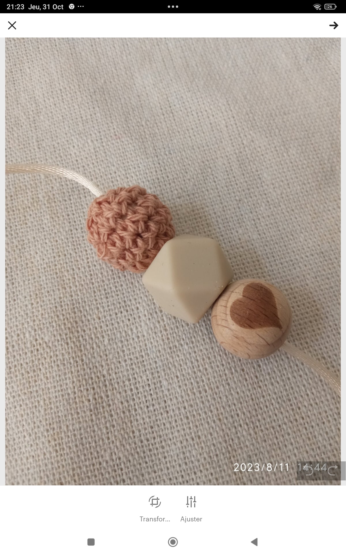 Attache tétine sucette personnalisé en bois